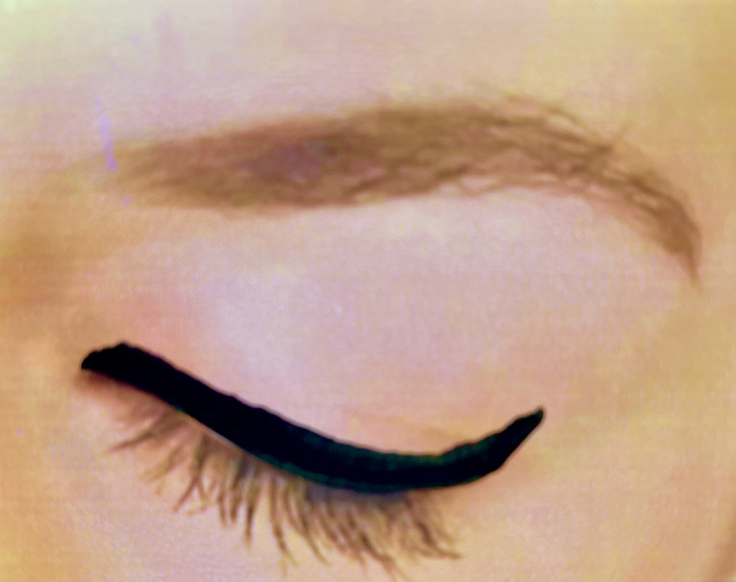 Botanical Ultra Satin Liquid Colour Eyeliner Pen
