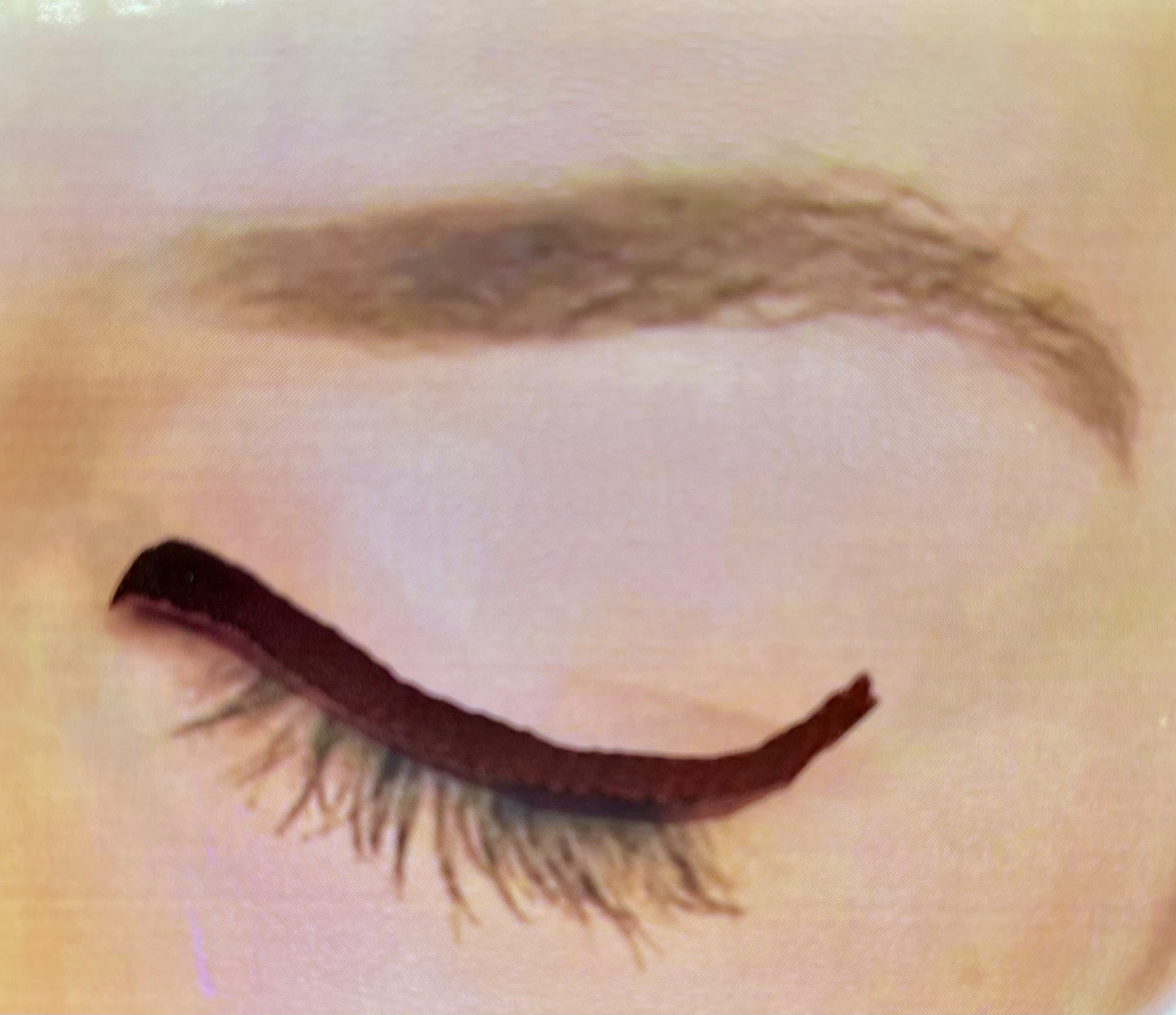 Botanical Ultra Satin Liquid Colour Eyeliner Pen