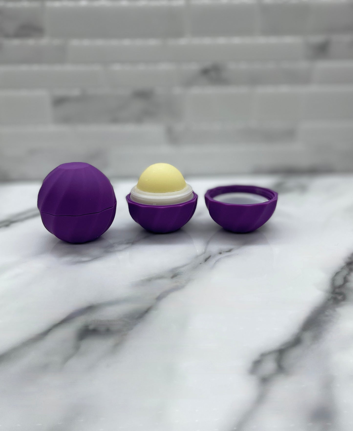 PrettyBabe's Botanical Round Lip Balm