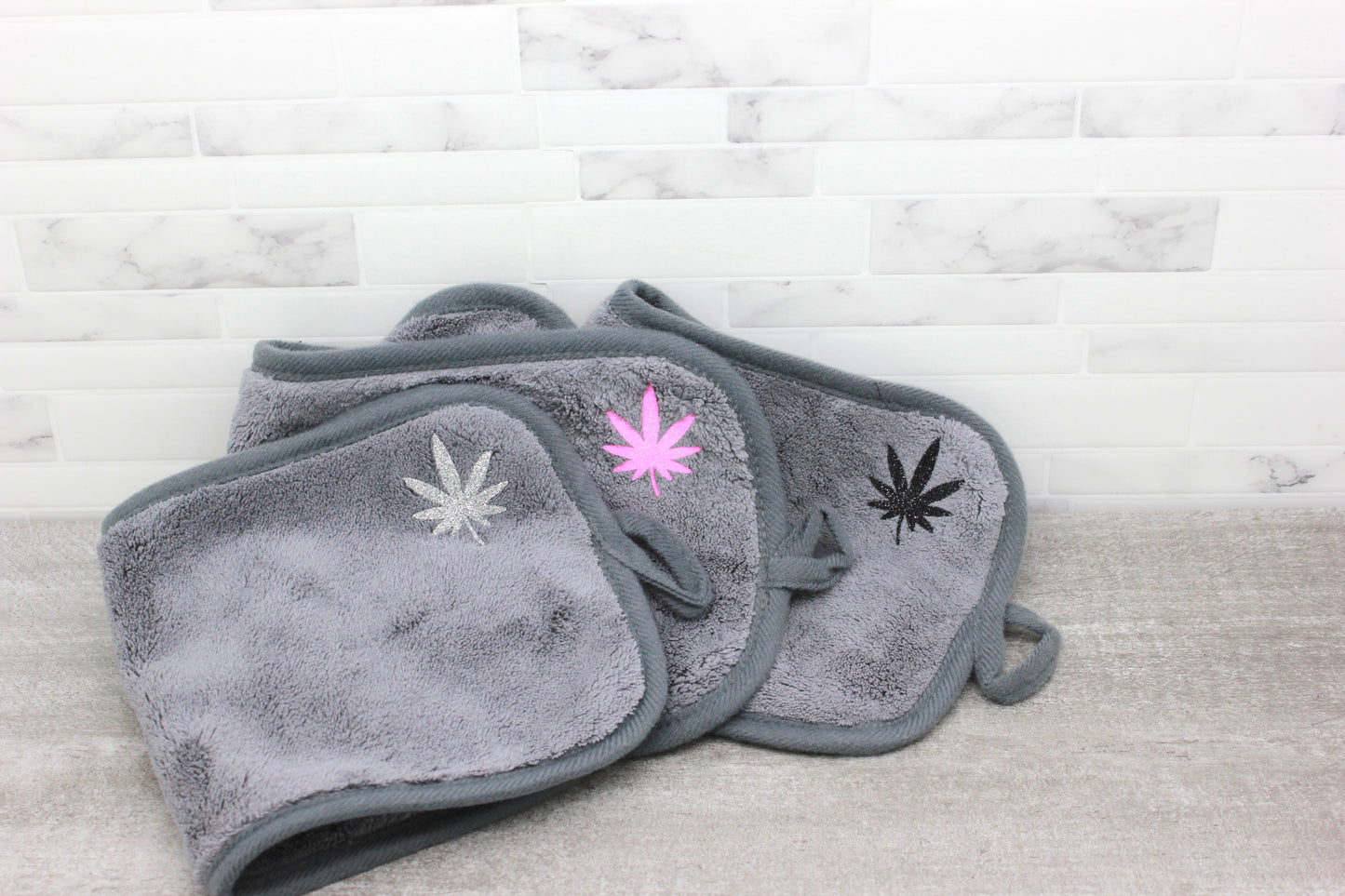 PrettyBabe's Microfibre Makeup Erase Towel